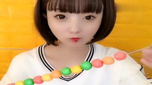 吃瓜美少女直播,吃瓜美少女带你领略网络直播魅力