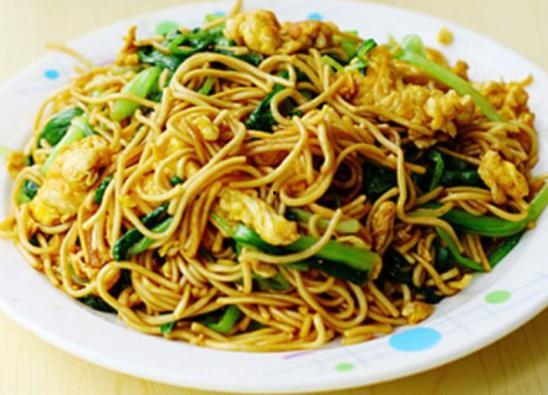 明星吃鸡蛋炒面视频,鸡蛋炒面美食制作全过程