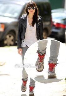 马丁靴明星街拍,明星演绎时尚潮流新篇章