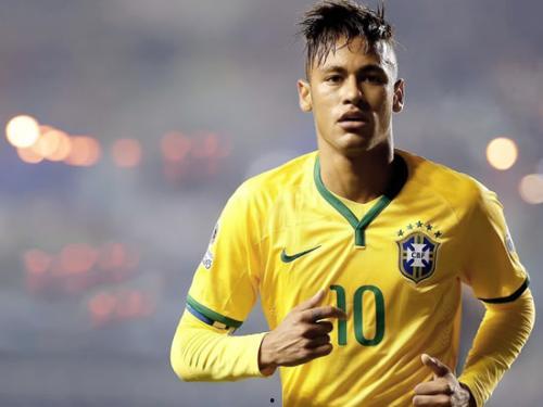 足球明星比篮球明星