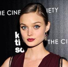 亚洲欧美明星乱涂乱写,跨界融合的创意火花